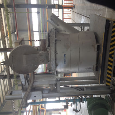 Gàu múc thép gia cường để rót nhôm nóng chảy với vành gàu