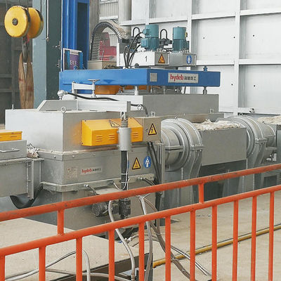 Thiết bị khử khí quay trong dây chuyền để loại bỏ hydro khỏi nhôm nóng chảy