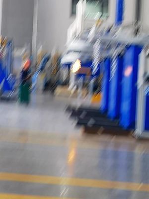 Máy sưởi ấm nước bằng khí hoặc dầu