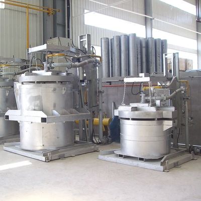 bề mặt mịn 500-3000L Làn chuyển nhôm nóng chảy với nắp