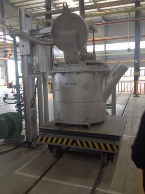 Kháng nhiệt độ cao Các chiếc chậu chuyển nhượng nhôm nóng chảy với nắp và nhiệt độ sử dụng tối đa ≤850C