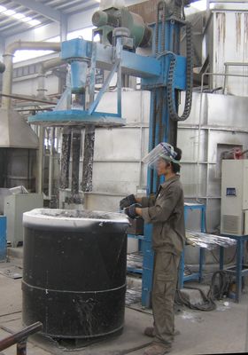 Tỷ lệ dòng chảy lọc chất lỏng khử khí có thể điều chỉnh 0,5-5 m3/h Áp suất 0,1-0,6 MPa Thiết kế hiệu quả