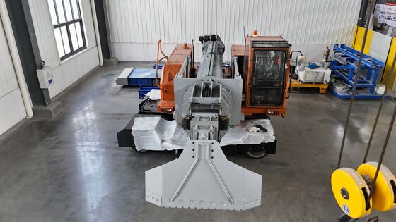 Đơn vị loại bỏ bụi bùn di động với hệ điều khiển điện hoàn toàn và làm sạch lò tốc độ cao với chùm kính thiên văn thủy lực