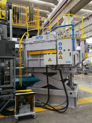 700KG 0.20MPa Lò nung nhôm định lượng điện để nấu chảy nhôm